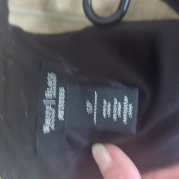 Sleeveless blouse - Picture 4 of 5